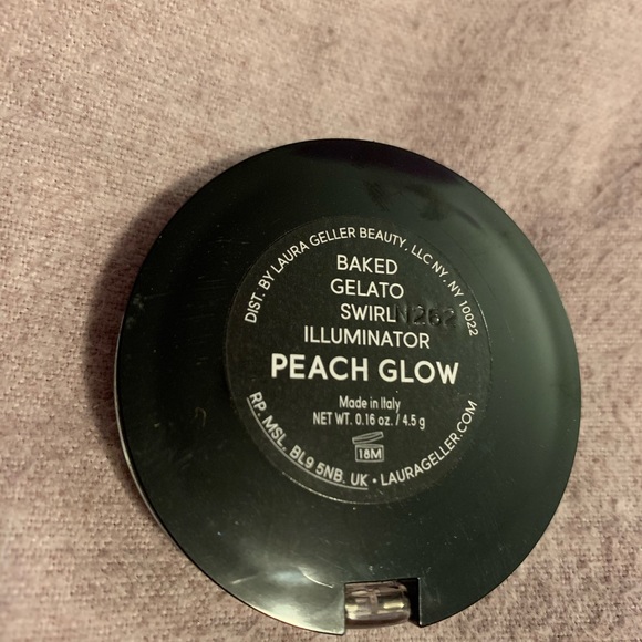 Baked Gelato Swirl Illuminator - Peach Glow - Picture 3 of 3